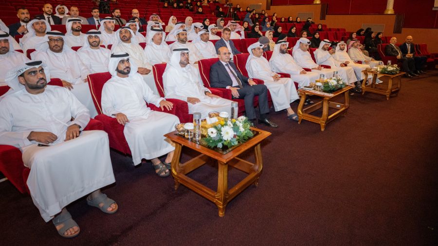 "الشارقة الإسلامي" يُطلق باقة الامتيازات المصرفية "زود" لموظفي حكومة الشارقة