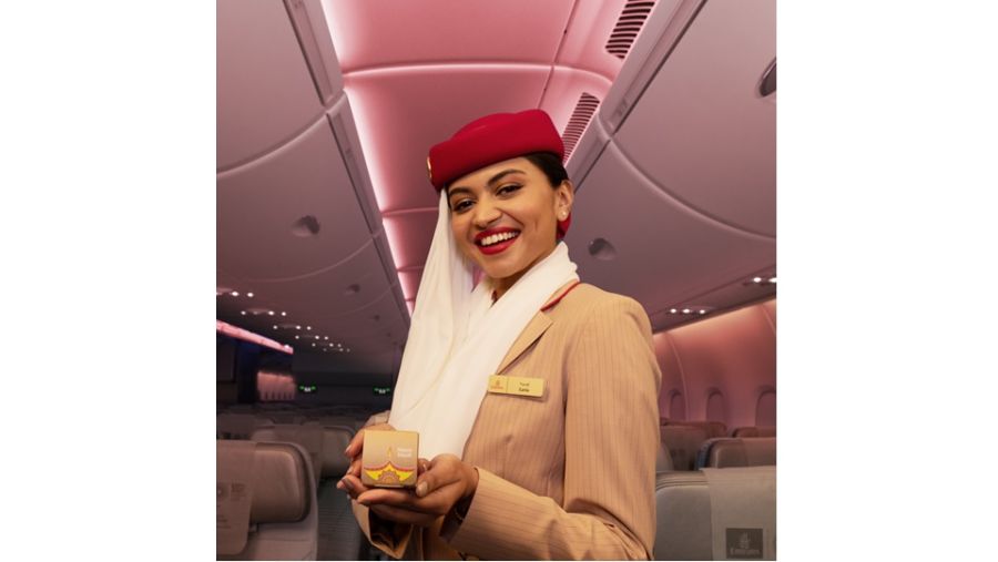 طيران الإمارات تحتفل بـ"ديوالي" على الأرض وفي الأجواء