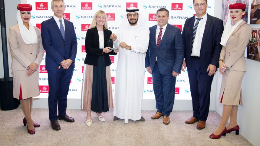 طيران الإمارات تبرم اتفاقيات مع "سافران" بقيمة 1.2 مليار دولار