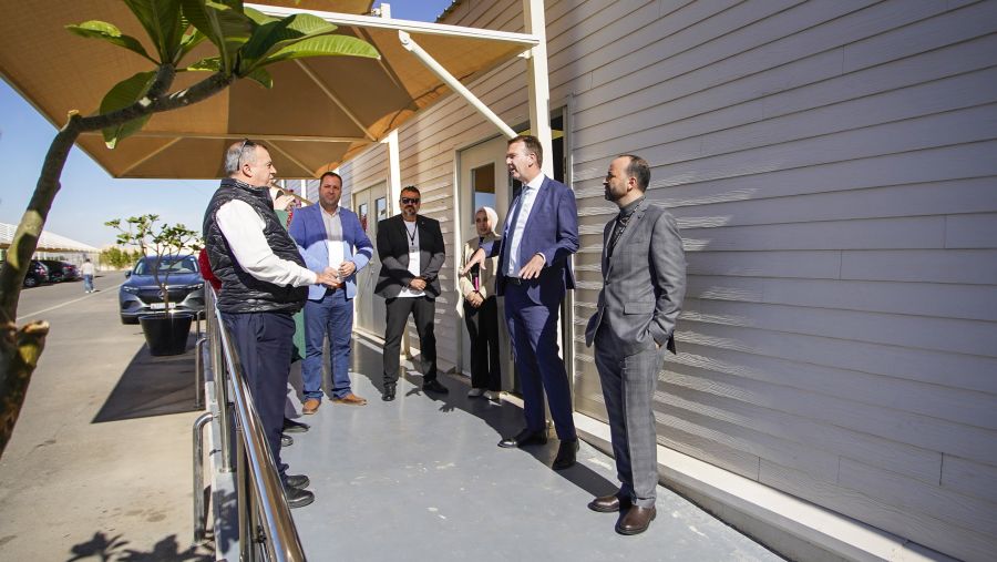 ميناء حاويات العقبة تدعم مستشفى الشيخ محمد بن زايد في العقبة