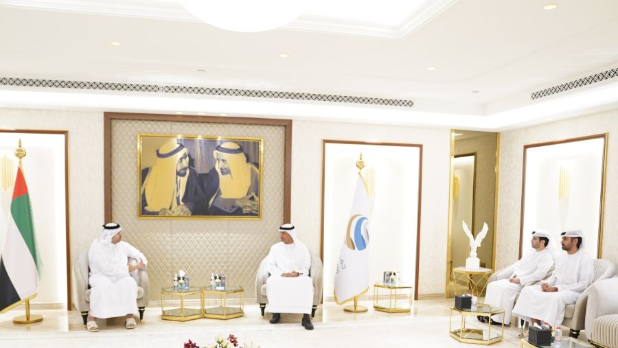 مدير عام جمارك دبي يستقبل القنصل القطري