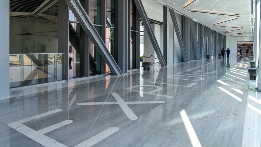 مركز دبي المالي العالمي يدشن جسر "لينك بريدج"