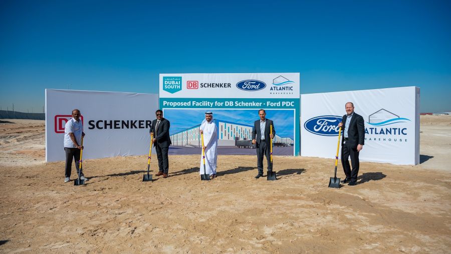 فورد الشرق الأوسط و"دي بي شينكر" تضع حجر الأساس لمركز توزيع قطع الغيار بمساحة 42,000 متر مربع في دبي وورلد سنترال