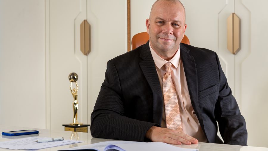 الرئيس التنفيذي لمجموعة فاين الصحية القابضة ضمن قائمة فوربس لأقوى 100 رئيس تنفيذي في الشرق الأوسط لعام 2023