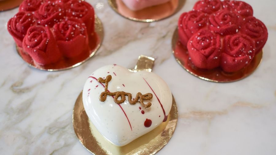 سانت ريجيس دبي، النخلة يقدم لضيوفه سلسلة من العروض الفاخرة احتفالًا بعيد الحب