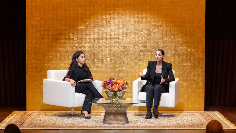 المحامية الحقوقية نورا عريقات تناقش كيف يكون القانون الدولي أداة للمساءلة والمحاسبة لإنصاف الفلسطينيين