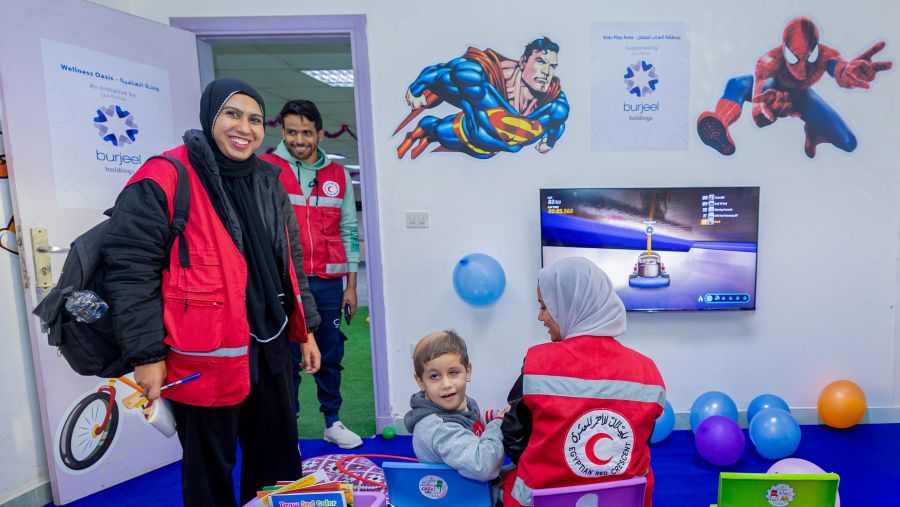 برجيل القابضة تسلم مستلزمات طبية بقيمة مليوني درهم وتدشن مشروعاً لأطفال غزة