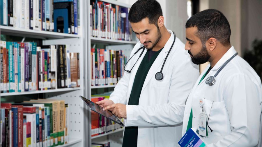 جامعة الإمارات تطلق أول برنامج ماجستير في الإرشاد الوراثي  