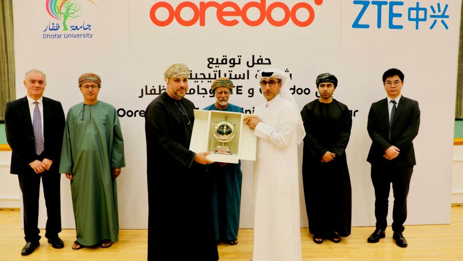 Ooredoo وشركة زد تي إي كوربوريشن تؤسسان مركز الابتكار بتقنية الجبل الخامس 5G لجامعة ظفار
