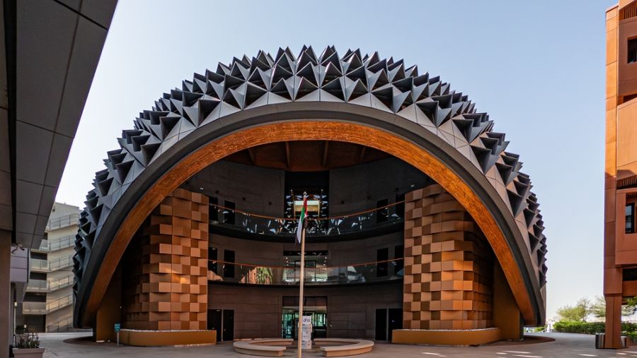 جامعة محمد بن زايد للذكاء الاصطناعي