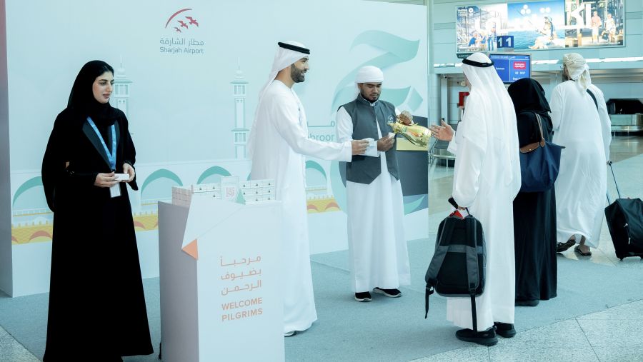 مطار الشارقة يبدأ استقبال أفواج الحجاج 