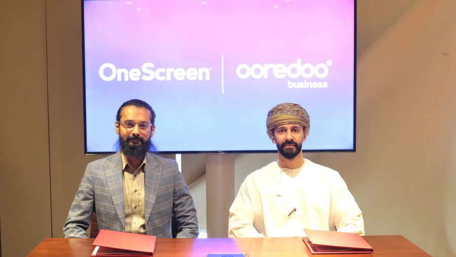 Ooredoo تطلق شاشات OneScreen التفاعلية التي تعمل باللمس لتطوير الفصول الدراسية وغرف الاجتماعات