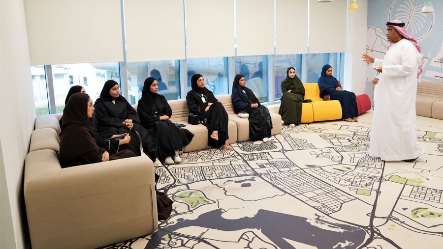 جمارك دبي تستقطب طلاب الجامعات ضمن برامجها للتدريب الصيفي 2024