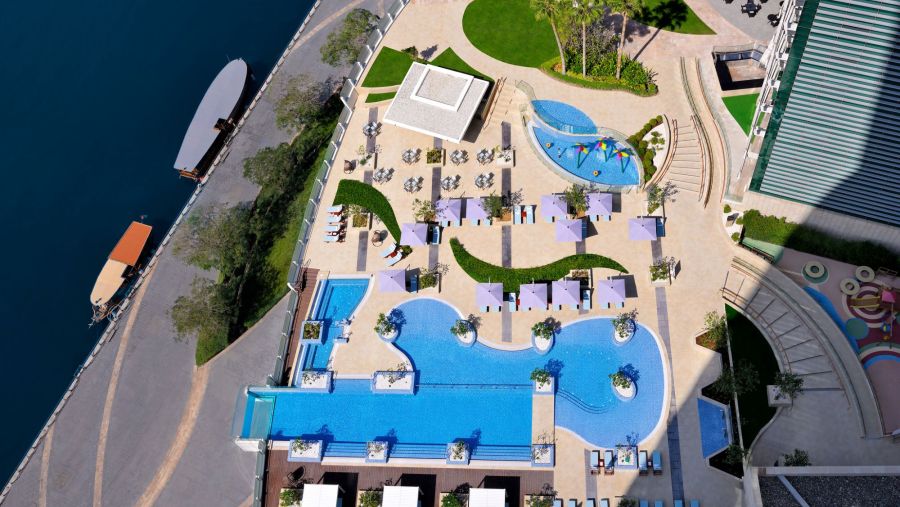 فندق إنتركونتيننتال دبي فستيفال سيتي باقة "تسوق وأقم وتذوق" 