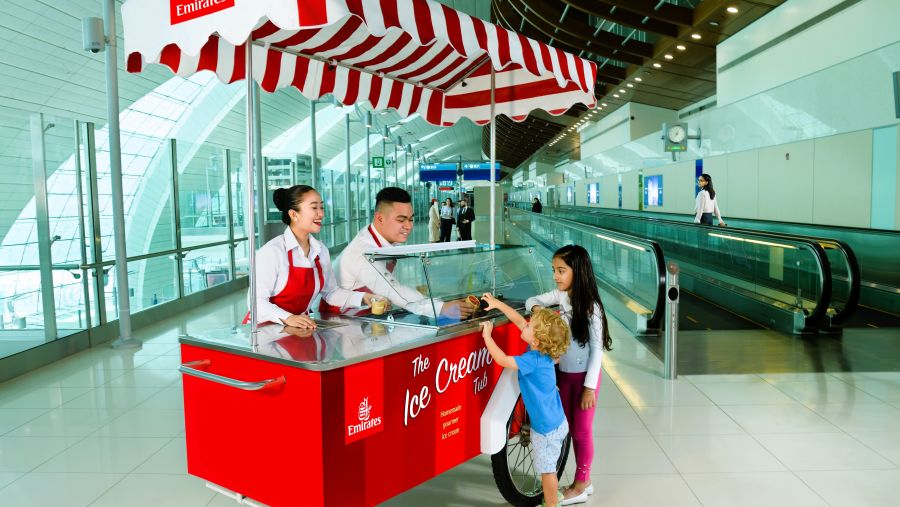 طيران الإمارات تتيح للعائلات السفر بـ"تميز دائم" هذا الصيف