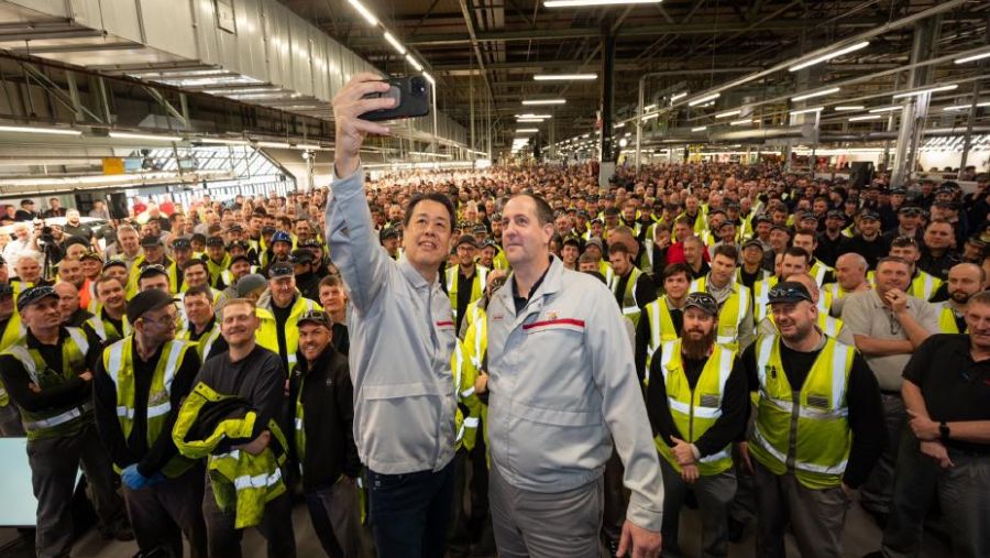 في عام 2023، انضم أوشيدا إلى فريق نسيان في سندرلاند لتولي مهمة إنتاج ثلاث نماذج لمركبات كهربائية مستقبلية لنيسان في المملكة المتحدة