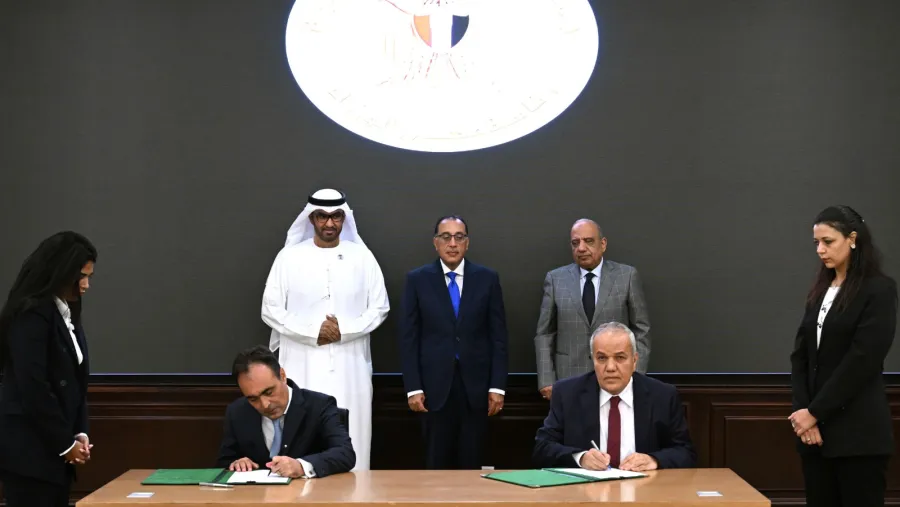 "إنفنيتي باور" و"مصدر" تتخذان خطوات مهمة في مشروع تطوير مزرعة لطاقة الرياح البرية في منطقة رأس غارب بقدرة 200 ميجاوات  