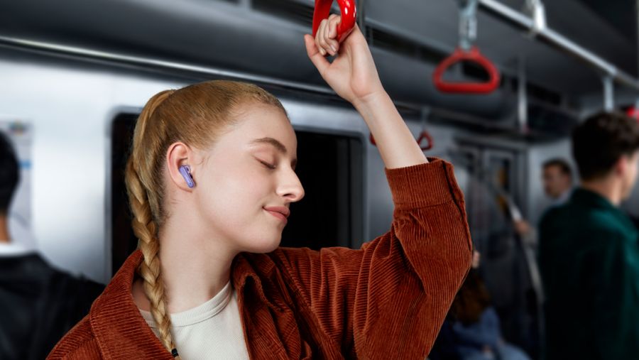 FreeBuds 6i من هواوي تقود ثورة في عالم السماعات اللاسلكيه بتكلفة ميسورة