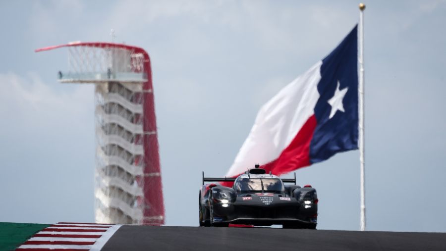 فريق تويوتا جازو للسباقات يعتلي منصة التتويج في "لون ستار لومان"