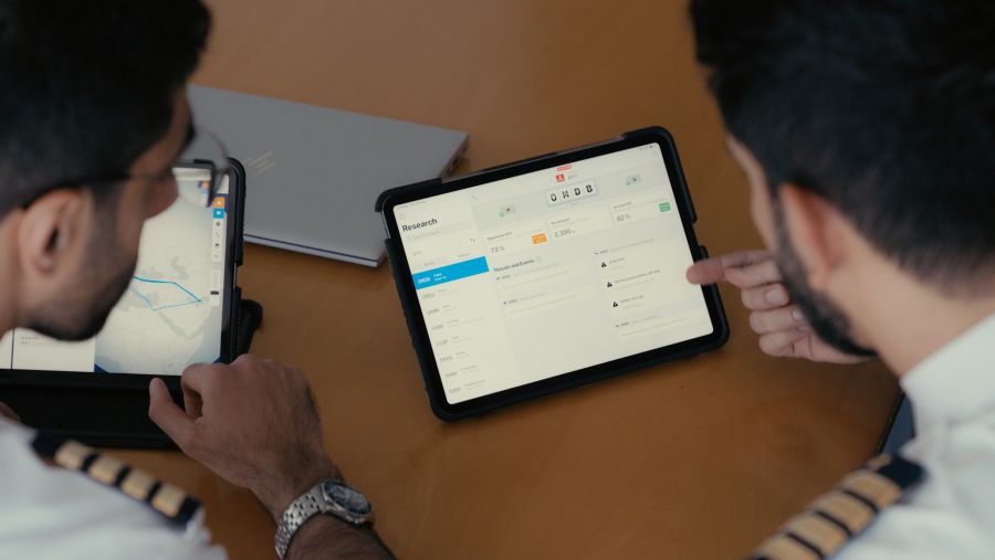 طيران الإمارات تمكن طياريها ببيانات حيوية عن رحلاتهم وتحليل أدائهم في مجالات الكفاءة والسلامة والحد من الانبعاثات