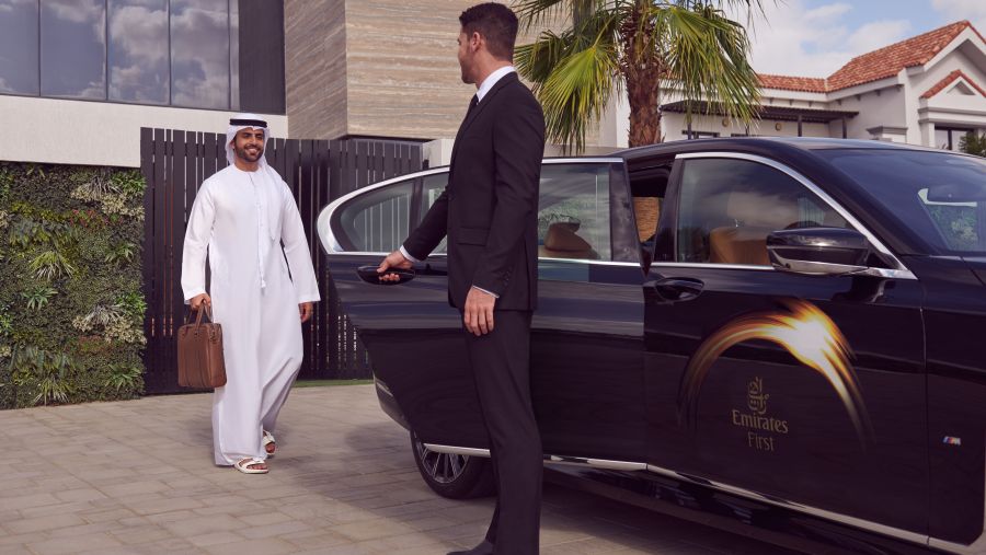 طيران الإمارات تحلّق بلقب أفضل ناقلة جوية في العالم