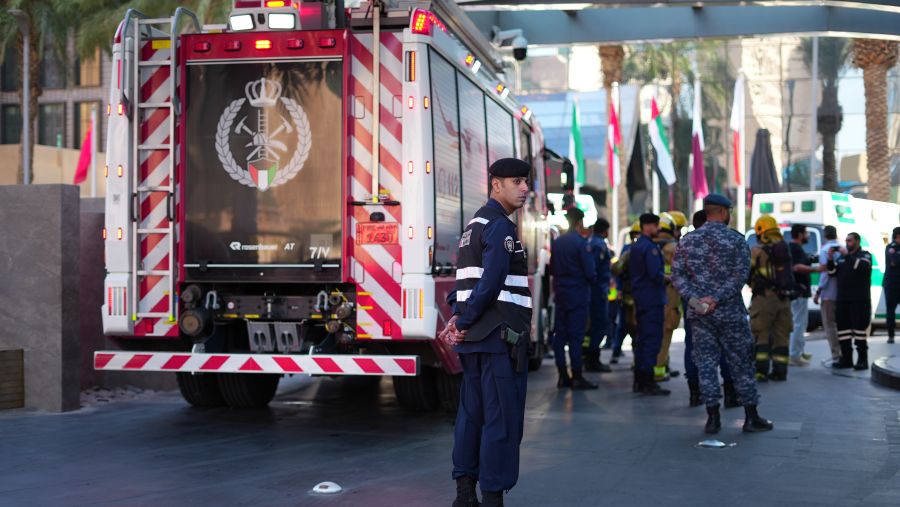 شركة الحمراء العقارية تنفذ بنجاح إخلاء وهمي في حالة الطوارئ للارتقاء بمستوى سلامة الموظفين بالبرج 