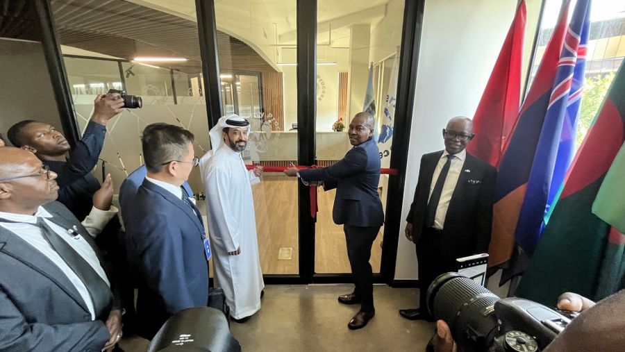 في حدث تاريخي، رئيس عملية كيمبرلي وحكومة بوتسوانا يفتتحان مقر أمانة عملية كيمبرلي في غابورون