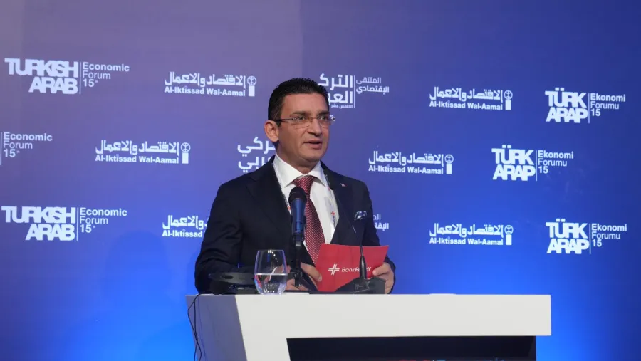 The 15th Turkish-Arab Economic Forum took place at the Four Seasons Bosphorus Hotel in Istanbul, with the participation of prominent figures and representatives from many countries.