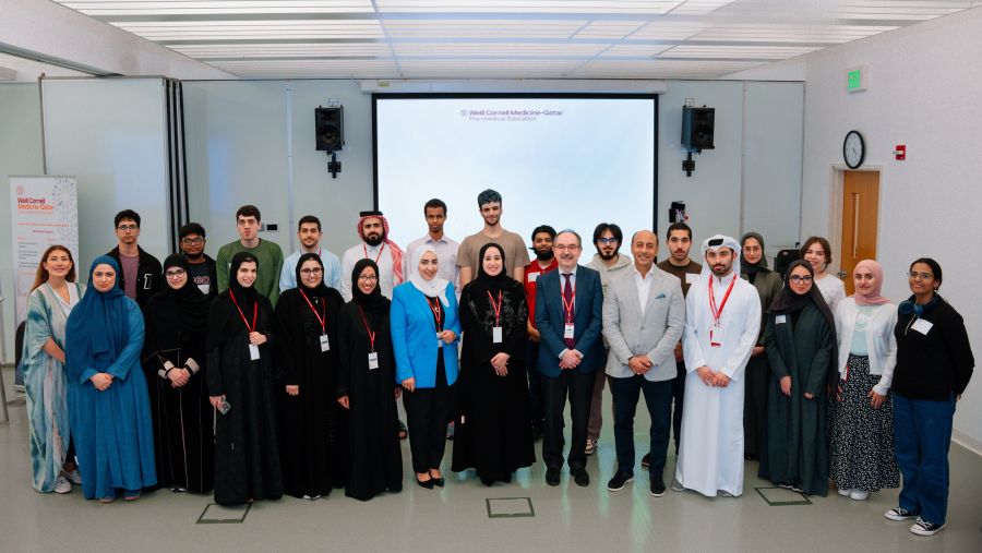 وايل كورنيل للطب - قطر تكرّم الطلاب والخرّيجين المشاركين في برنامج الإرشاد المهني