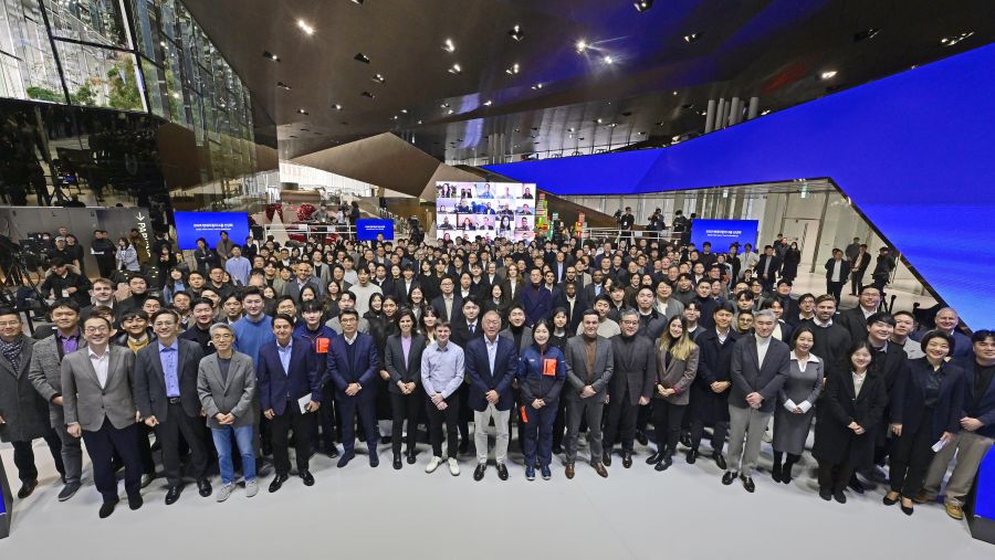 رئيس مجلس إدارة مجموعة هيونداي موتور أويسون تشونغ يحدد رؤية 2025 القائمة على الالتزام بالابتكار والتغلب على التحديات وخلق الفرص في رسالة العام الجديد   