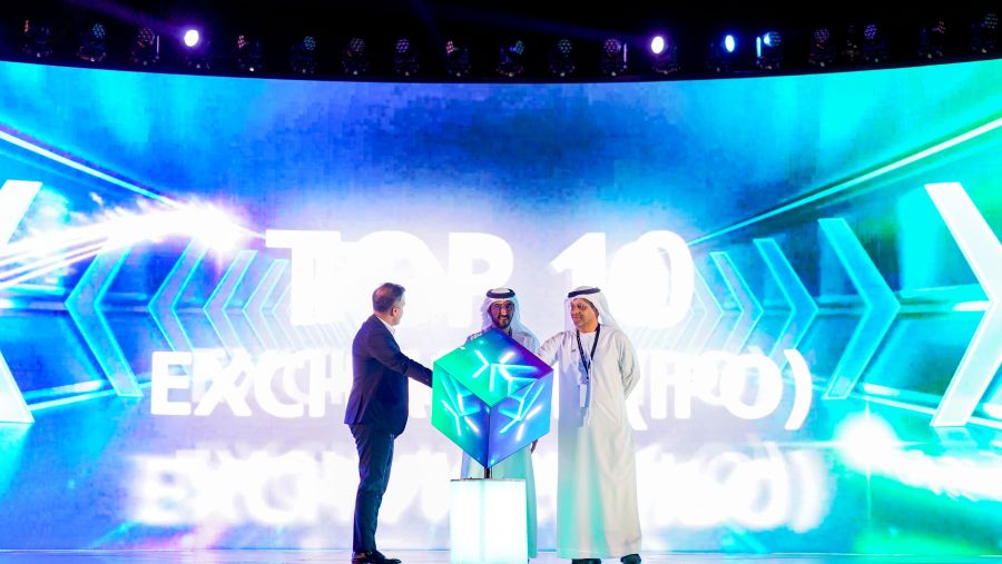 سوق أبوظبي للأوراق المالية يكشف عن "مجموعة سوق أبوظبي للأوراق المالية" للارتقاء بالمشهد الاستثماري في أبوظبي من خلال تبني الابتكار وتعزيز إمكانيات الاتصال العالمي