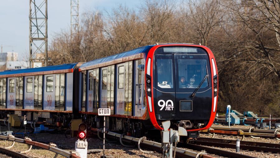 مترو موسكو يحتفل بمرور 90 عامًا على تشغيله بتقديم تطورات تكنولوجية وإقامة فعاليات تراثية