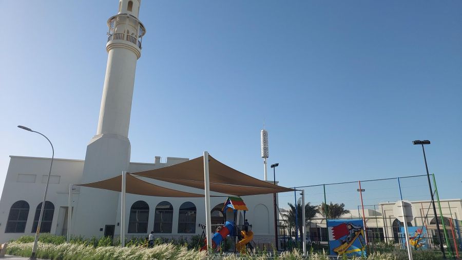 استكمال أعمال تشييد المركز الخدمي في مشروع جيوان السكني بديار المحرق