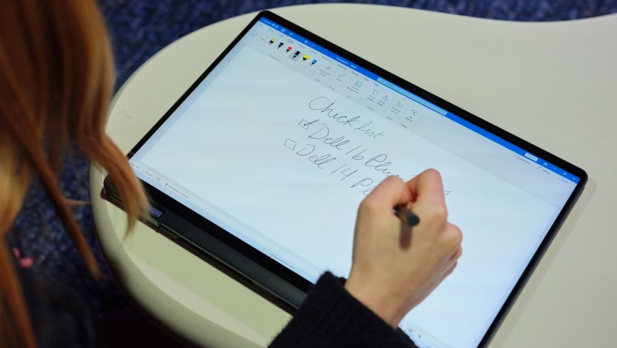 دِل تكنولوجيز تعزز إنتاجية الشركات وجاهزيتها بتقديم أجهزة كمبيوتر مزودة بالذكاء الاصطناعي في الإمارات العربية المتحدة