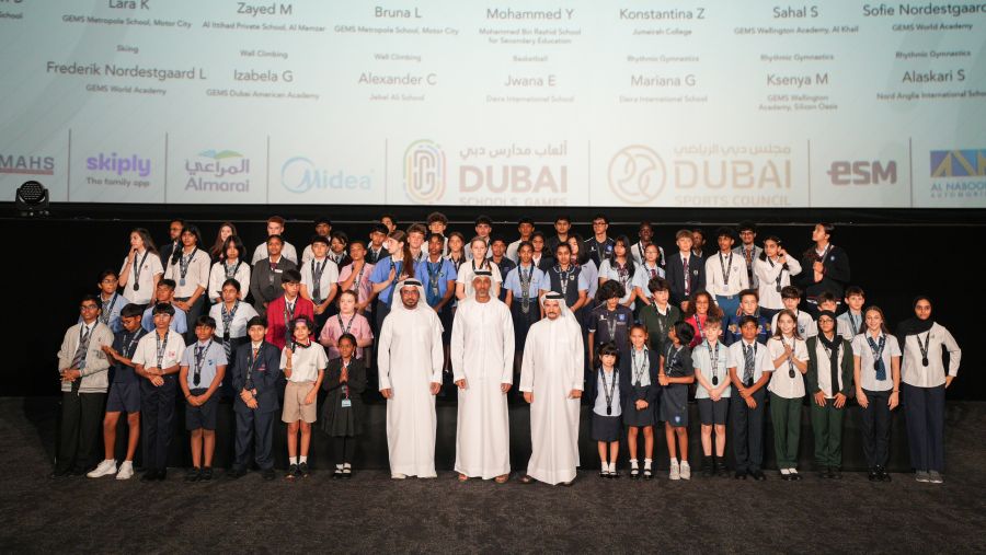 مجلس دبي الرياضي يتوج الفائزين في دورة "مايديا لألعاب مدارس دبي"