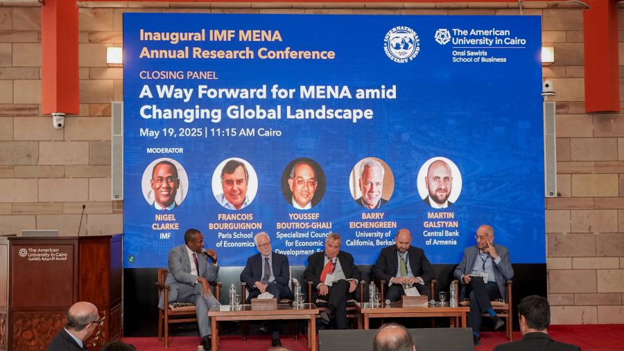 صندوق النقد الدولي والجامعة الأمريكية بالقاهرة يختتمان أول مؤتمر للبحوث الاقتصادية في منطقة الشرق الأوسط وشمال أفريقيا: توجيه السياسات الاقتصادية الكلية والهيكلية في ظل مشهد اقتصادي عالمي متغير