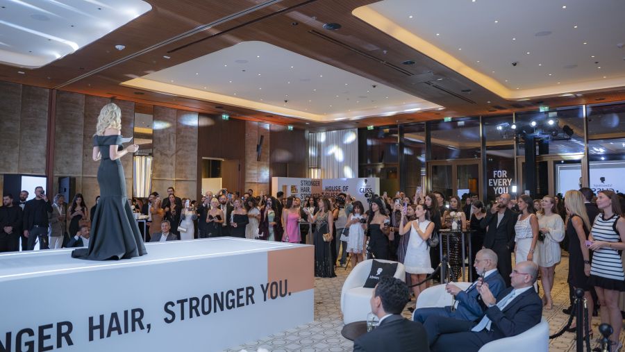 "هنكل منتجات المستهلك" تطلق مجموعة "شوارزكوف جليس" Schwarzkopf Gliss)) للعناية بالشعر في أسواق الخليج