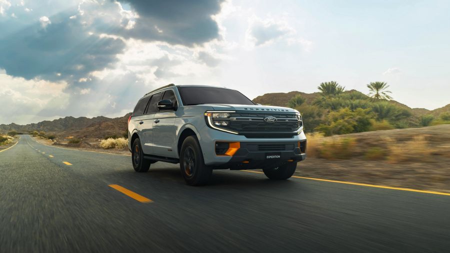 فورد إكسبيديشن صمّمت كي تتحدّى حرارة المنطقة وتتجاوز أصعب تضاريسها