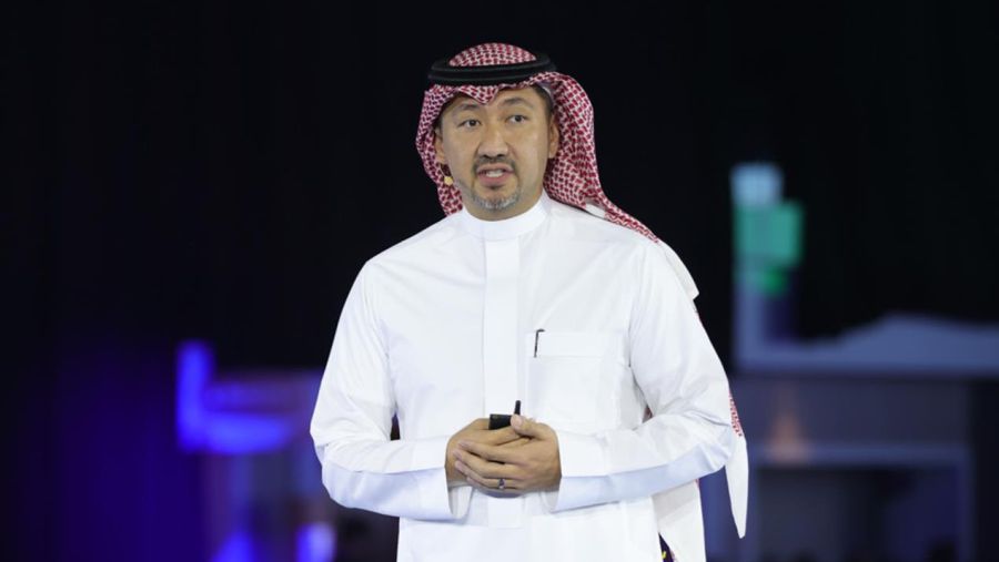 دراسة: 79% من قادة تكنولوجيا المعلومات في الشرق الأوسط يعتقدون أن الذكاء الاصطناعي الوكيل يفرض تحديات تنظيمية