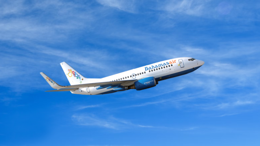 طيران الإمارات توقع مذكرة تفاهم مع طيران الباهاما لتعزيز الربط الجوي إلى جزر الباهاما