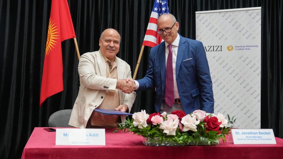 مؤسسة عزيزي تموّل الطلاب الأفغان في الجامعة الأمريكية في آسيا الوسطى بقيرغيزستان