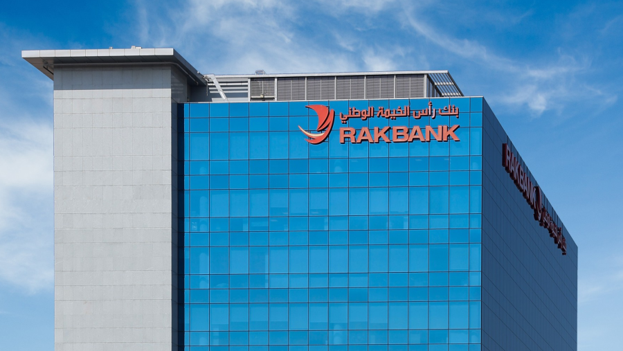 أعلن راك بنك (RAKBANK) عن إتمام أول إصدار ناجح لسندات رأس المال الإضافي من الفئة الأولى (AT1)، بقيمة 300 مليون دولار أمريكي