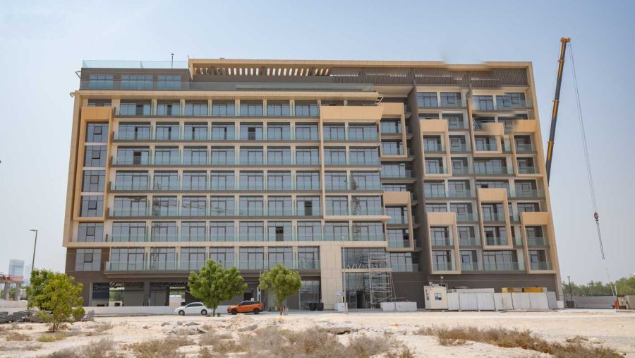 عزيزي للتطوير العقاري تُعلن عن إنجاز 98% من مشروع "عزيزي فيستا" في مدينة دبي للاستوديوهات