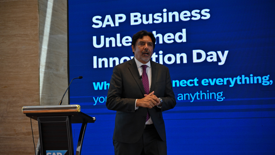 تنفيذيون بحرينيون يبحثون فرص النمو المدعوم بالذكاء الاصطناعي