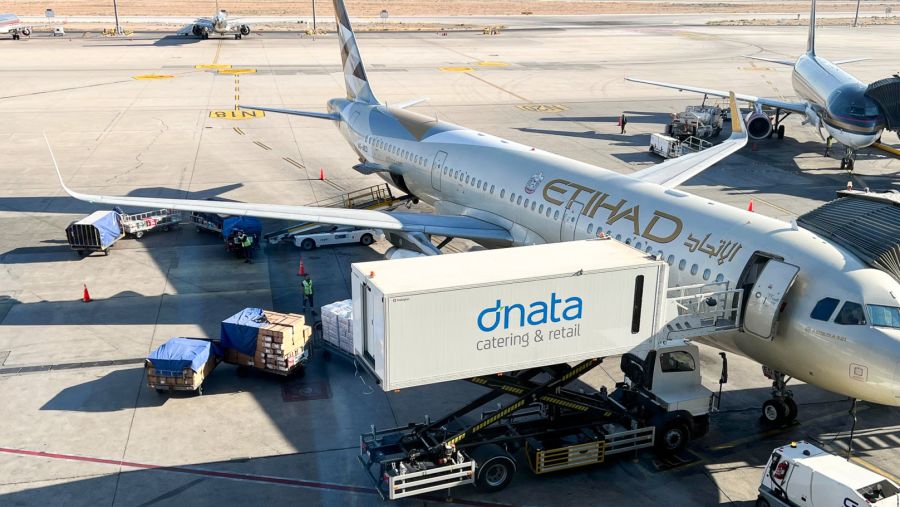 دناتا تفوز بعقد تموين متعدد السنوات مع طيران الاتحاد في مطار الملكة علياء الدولي
