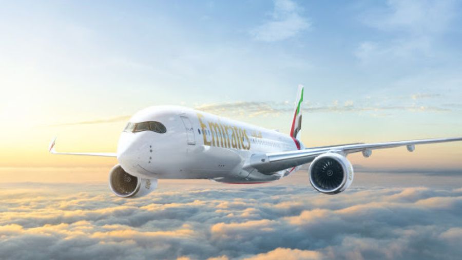 طيران الإمارات تشغل طائراتها الإيرباص A350 الجديدة على رحلاتها إلى مسقط