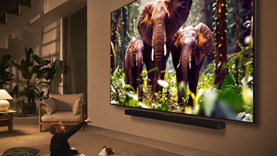 شركة إل جي تكشف عن تلفزيونها الرائد QNED EVO الذي يمهد الطريق لعصر جديد من الترفيه الغامر المدعم بالذكاء الاصطناعي