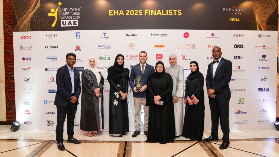  "الإمارات الإسلامي" يحصل على جائزتين مرموقتين تقديراَ لثقافة العمل الداعمة للموظفين ضمن "جوائز سعادة الموظفين في دولة الإمارات العربية المتحدة 2025"