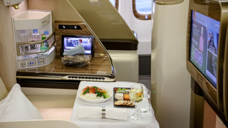 طيران الإمارات تشغّل طائرتها البوينج 777 المحدّثة بالكامل إلى مدريد اعتباراً من 16 سبتمبر المقبل