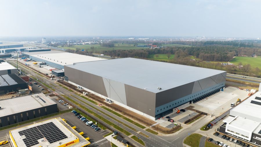 رسملة تُقدِّم منشأة للخدمات اللوجستية مُجهَّزة بالروبوتات في هولندا